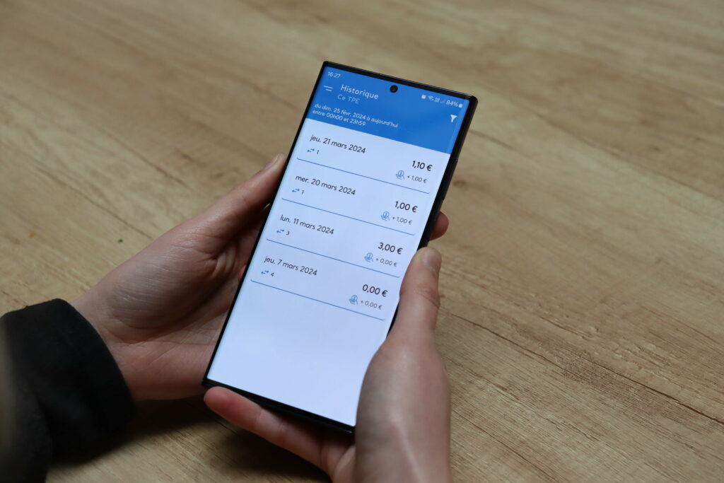 Ecran des transactions SoftPos