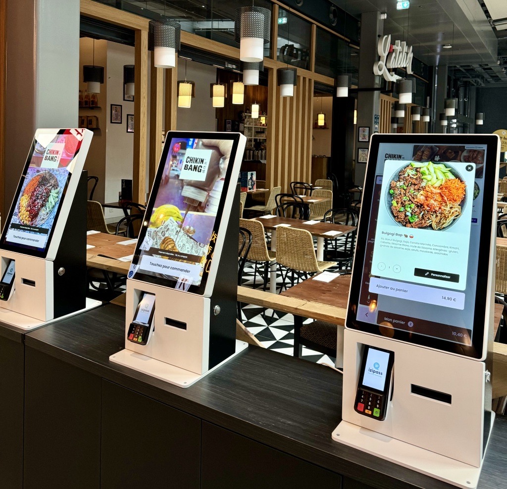 Yavin : Borne de commande pour restaurant